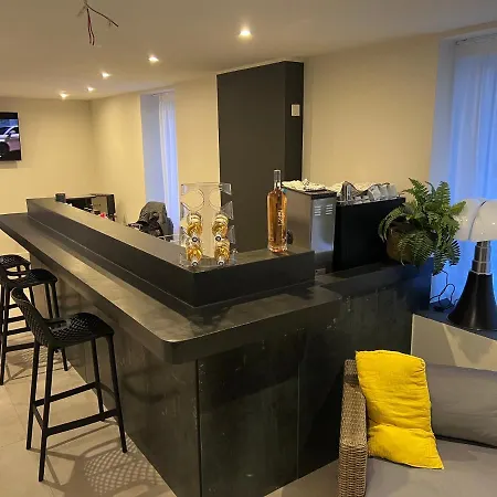 Hotell Le Ponson Aubenas