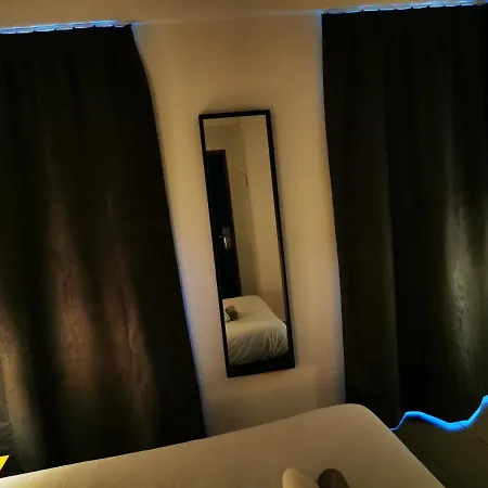 Le Ponson Hotell Aubenas