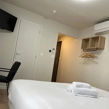 Le Ponson Hotell 3*